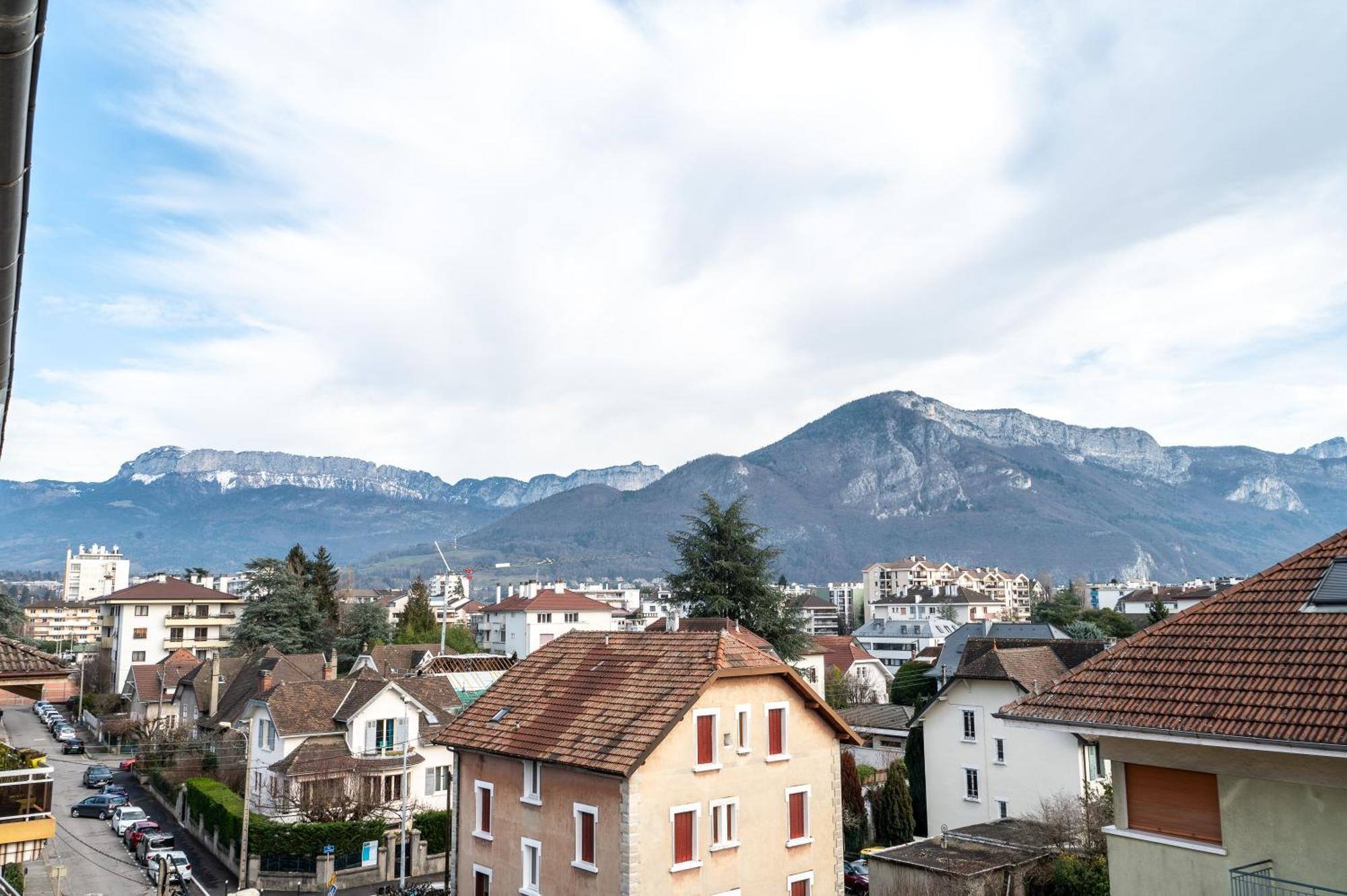 Апартаменты Les 3 Monts - Vue Panoramique Sur Les Montagnes Анси Экстерьер фото